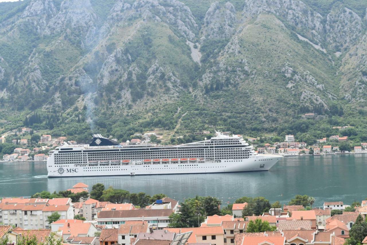 Apartments Sea View Kotor Ngoại thất bức ảnh